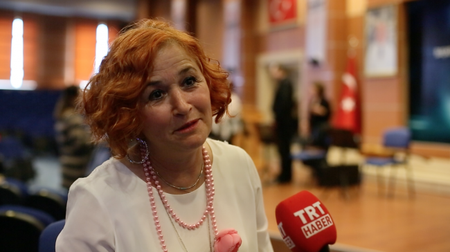 Kanseri müzikle yenen kadınların öyküsü